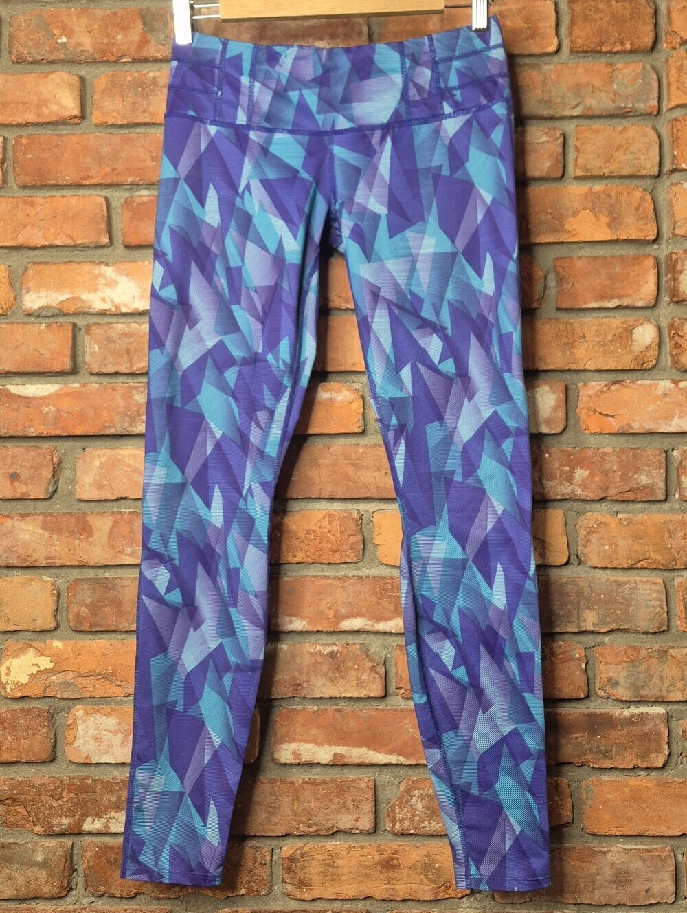MEC Geo Print Leggings Yoga Running Training Athletic Pants Small